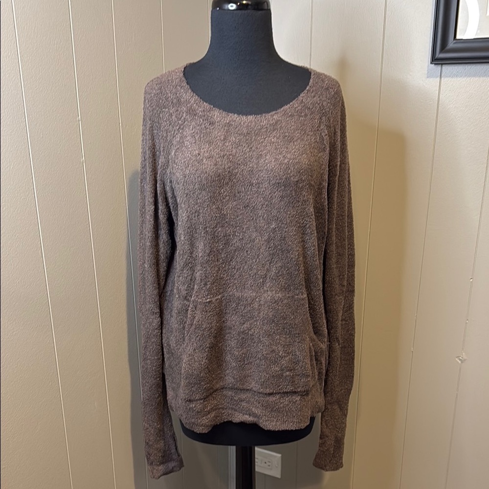 B5 Barefoot Dreams Women’s Medium Heathered Brown Crew Neck Sweater